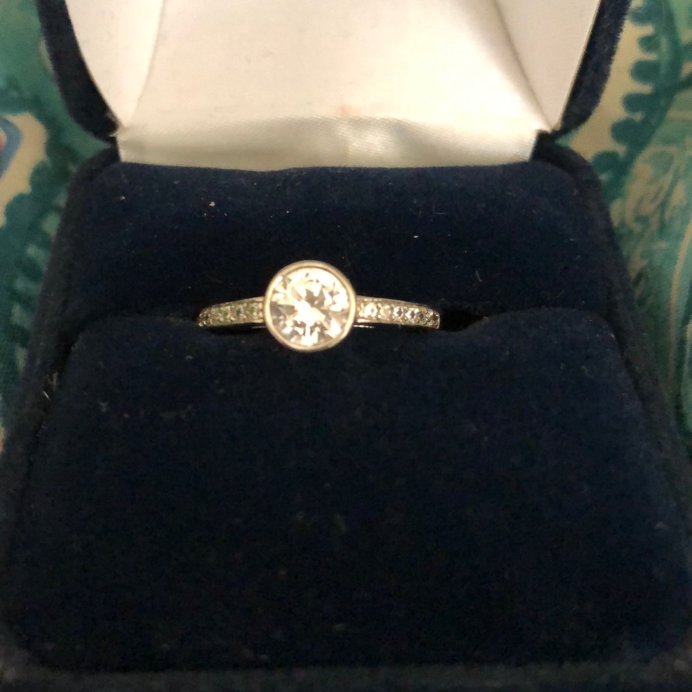 Costume sterling silver ring